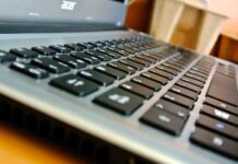 Acer aspire 7 a717-72g